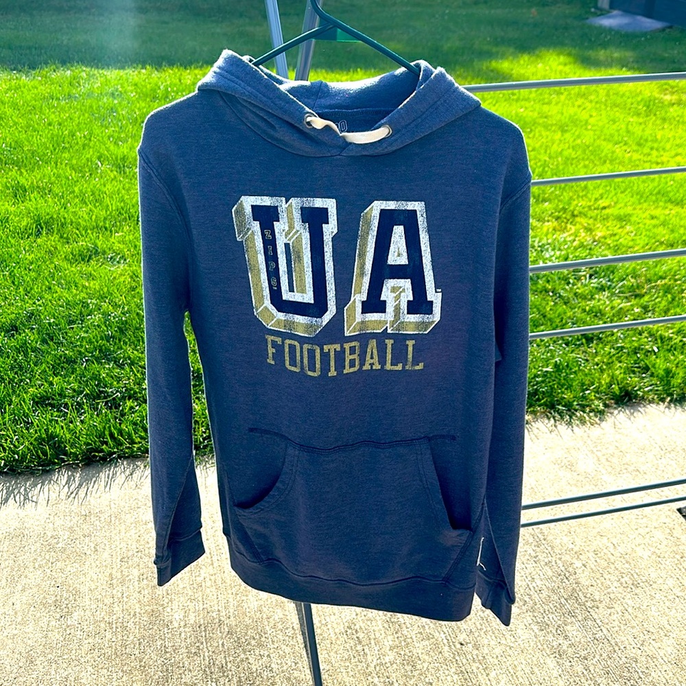 University of Akron Football Hoodie men’s size M NWT